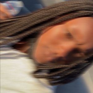 Meet your Posher, Simone